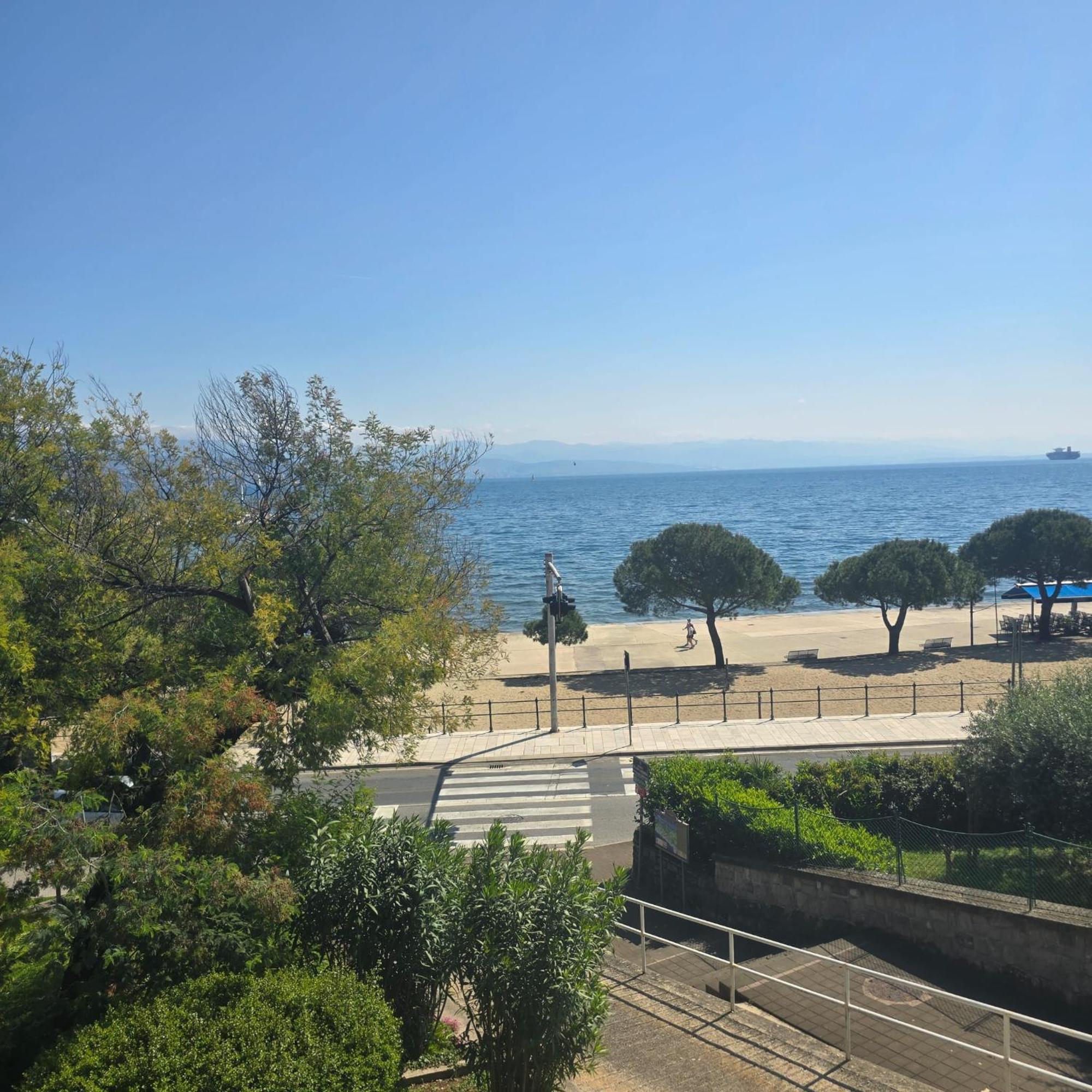 Apartments Opatija-Ičići Cameră foto